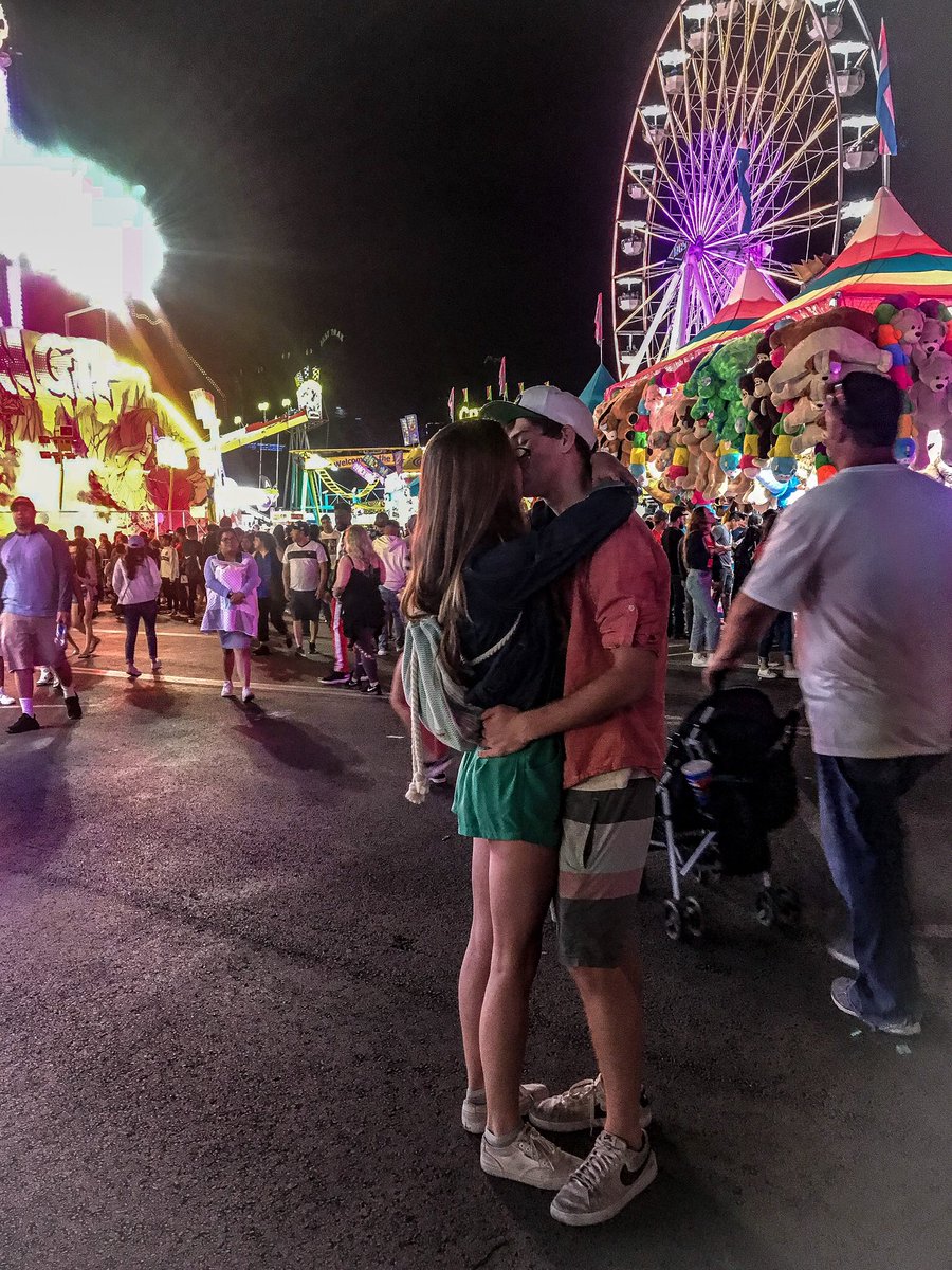 itz_LCJ_11's tweet image. She is quite literally the most special person to me ❤️💘 I figured the least I could do was show her how much I love and appreciate her!