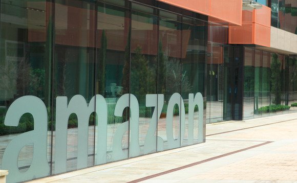 Azuratech3's tweet photo. Amazon employees deleting negative product reviews for bribes.
The average bribe is around $300 per review.
#Amazon #onlineshopping #AmazonBribe #FakeCustomerreviews https://t.co/lQy6GAZpIN