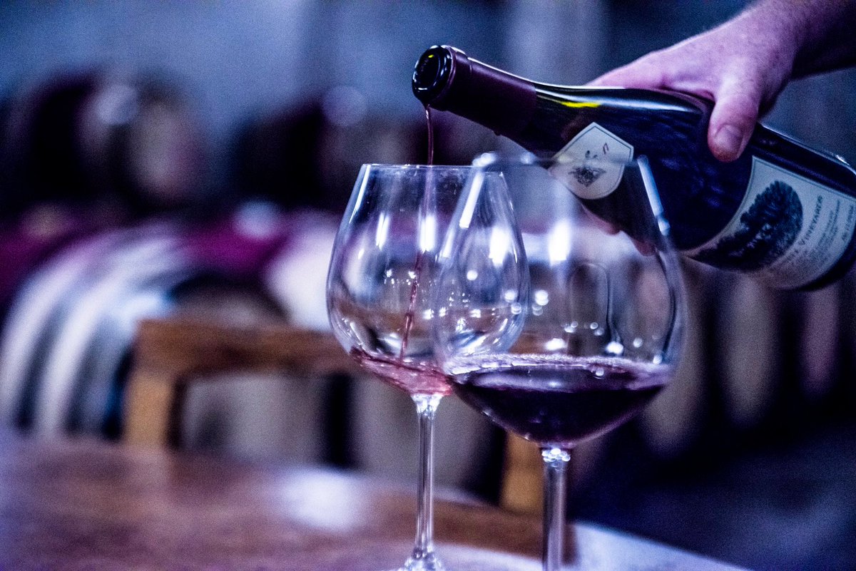 Newton Johnson Vineyards (@newtonjohnsonsa) on Twitter photo Hamilton Russell Vineyards put the Hemel - and - Aarde area on the map, literally.We will be having them over on the 28th of September for a wine dinner. The <a href="/restaurant_NJ/">The Restaurant at NJ</a> will be cooking, Hamilton Russell Vineyards will be pouring.
Book: therestaurant@newtonjohnson.com Hamilton Russell Vineyards put the Hemel - and - Aarde area on the map, literally.We will be having them over on the 28th of September for a wine dinner. The <a href="/restaurant_NJ/">The Restaurant at NJ</a> will be cooking, Hamilton Russell Vineyards will be pouring.
Book: therestaurant@newtonjohnson.com