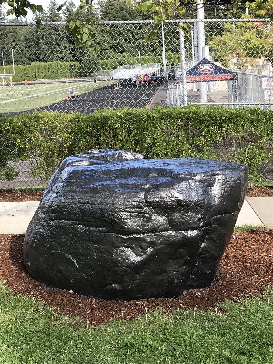 camas_19's tweet photo. Before and after! @Camas_Rocks https://t.co/HiTpFWmvPw