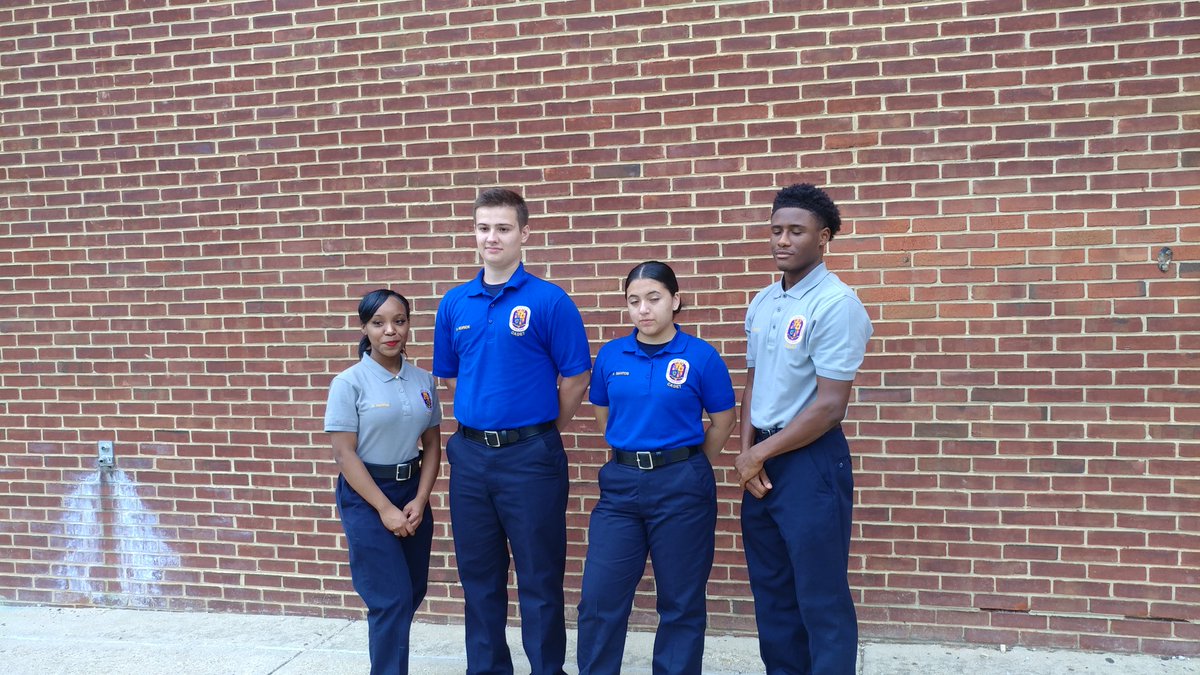 Sonya Williams (@sonyad9pgcps) on Twitter photo Gwynn Park HS Scholar-Athletes & EMS students.  It was nice meeting all of you today!  Have a great year.
#PGCPSD9Rocks
#PGCPSProud
<a href="/GPHSAthletics/">GPHS Athletics</a> <a href="/GPHS_Volleyball/">gphs volleyball</a> @gphs <a href="/_RMFH_/">Régine</a> Gwynn Park HS Scholar-Athletes & EMS students.  It was nice meeting all of you today!  Have a great year.
#PGCPSD9Rocks
#PGCPSProud
<a href="/GPHSAthletics/">GPHS Athletics</a> <a href="/GPHS_Volleyball/">gphs volleyball</a> @gphs <a href="/_RMFH_/">Régine</a>