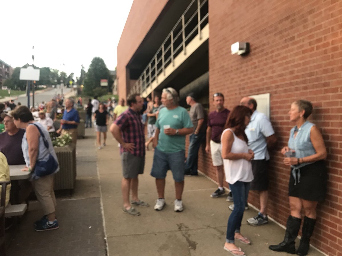 ClarkMitchellJ2's tweet photo. What an awesome weekend in the 48th! We knocked doors, visited workers at Dynamet, had a great time at Canonsburg’s Oktoberfest and saw some antique cars. Thanks to everyone who helped knock doors; special thank you to the Canonsburg fire department for the amazing fireworks! https://t.co/Bhx3JDqYmj