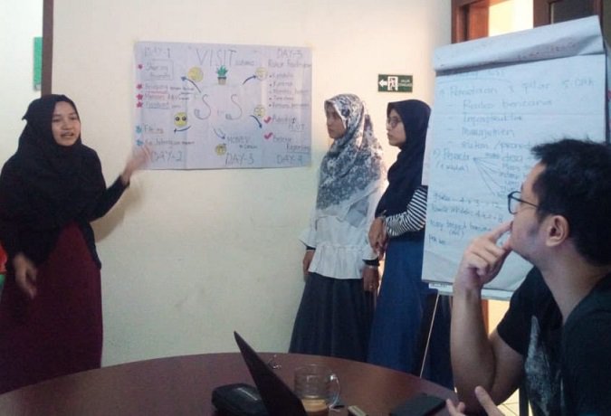 Selamat siang teman-teman. Yuk simak testimoni dari salah satu mahasiswi dari Fakultas Psikologi Unpad yang telah melaksanakan magang selama satu bulan di IBU. #sharecare #enlightenment
ibufoundation.or.id/index.php/2018…