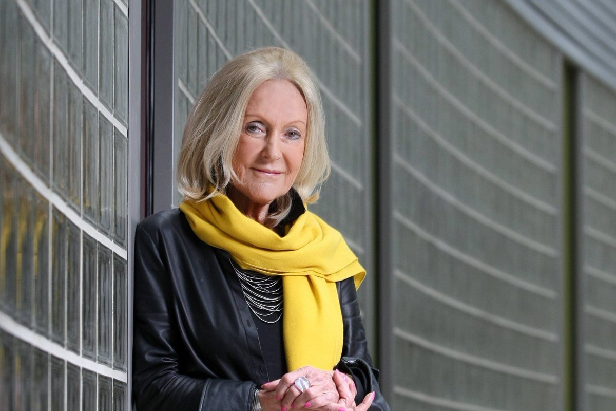 culture_cz's tweet image. #Czech-born #architect Eva #Jiřičná is to be awarded a lifetime achievement medal at the #London #Design Festival architectsjournal.co.uk/eva-jiricna-ha… @ldf2016 @ArchitectsJrnal @BestArchDesigns @architectmag @PragueDMonitor @LDNArchitecture