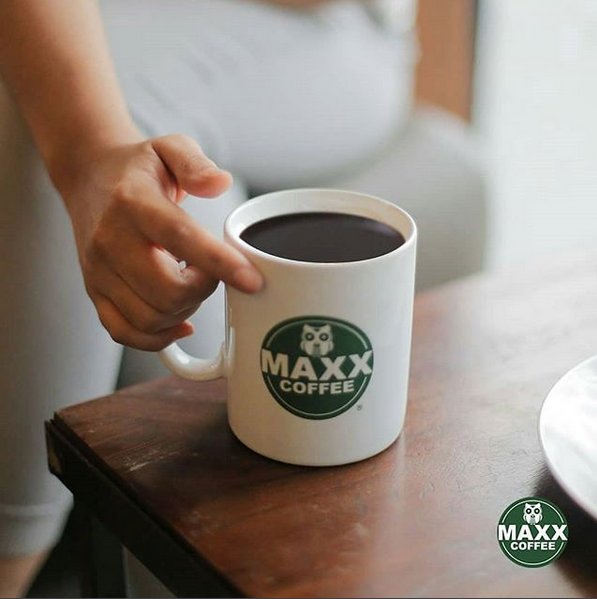 Hai #MaxxFriends, did you know that the word ’coffee’ has Arabic origins and it was referred to as “wine of the bean” back in the 15th century? #funfact

#MAXXCoffee #MaxxFriends #MAXXiLifeStyle #coffeeshop #coffeeoftheday #coffeeholic #coffeelover #coffee