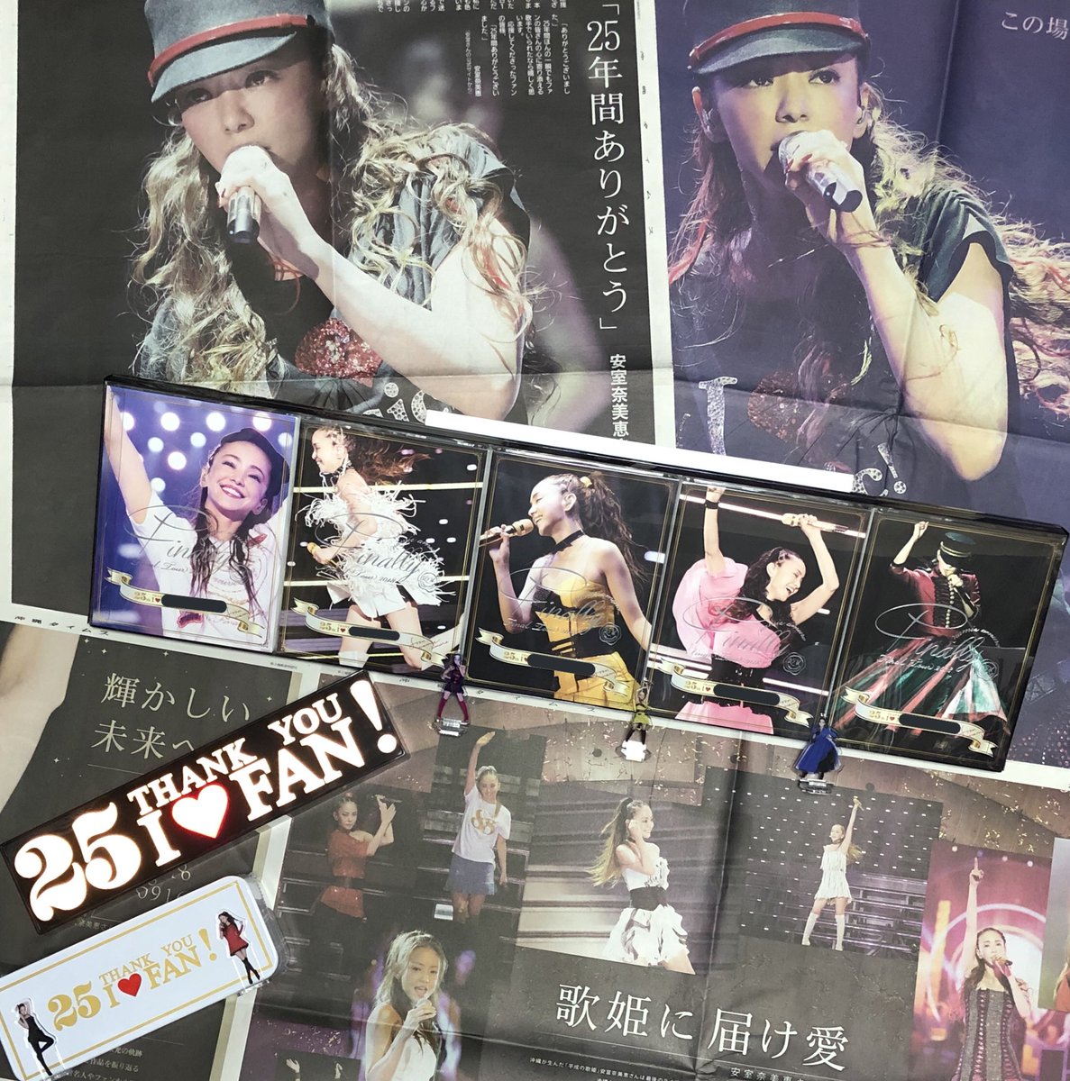 n_a_ticket's tweet photo. 安室ちゃん。25年間ありがとう。
あなたを知ってからずっと私の揺るぎない1番だった。誰にも負けない最高のアーティストだよ。毎年のライブ、何度も何度も繰り返し聴いたCD、安室ちゃんとの思い出は私の中に。これから先もずっとファンです。#安室奈美恵 #ALLFOR0916
沖縄から帰ったらDVD届いてた。 https://t.co/n816C2yyrL