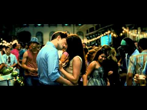 Videospremium2's tweet photo. [VIDEO] La Saga Crepusculo: Amanecer (Parte 1). (Estreno 18 de noviembre) https://t.co/jUvwTq2iaa https://t.co/PUFE8yFqNy