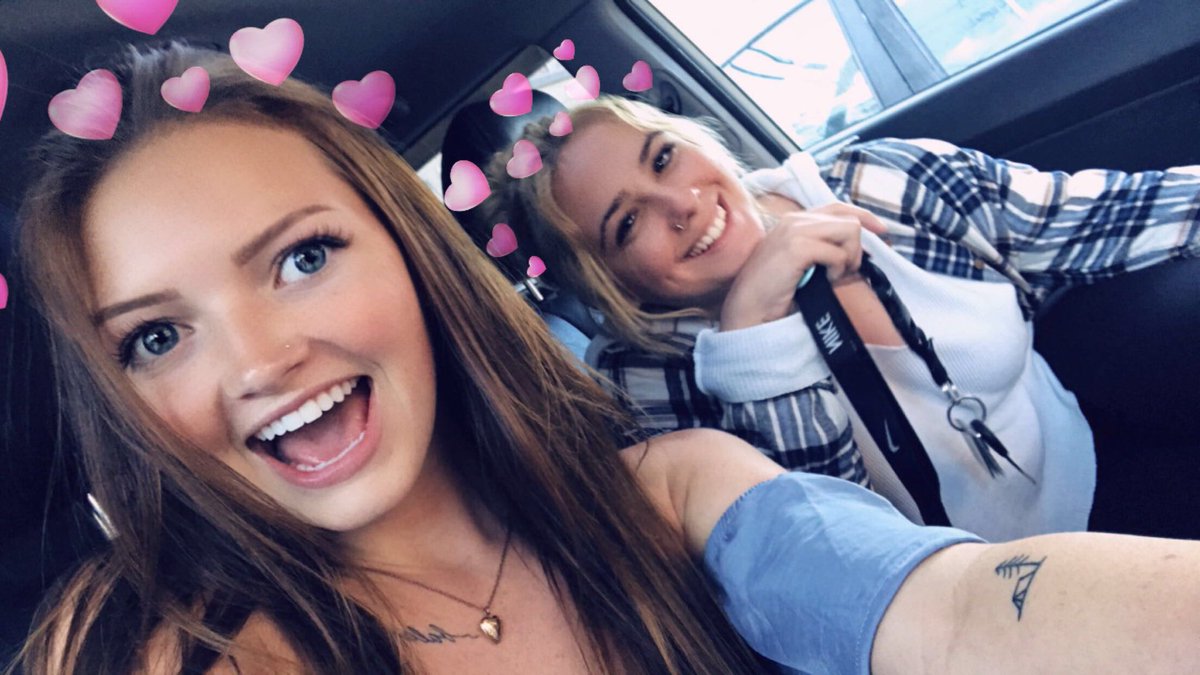 I can not even start to explain how much I love you laur💛 you’ve been one of the most amazing friends I have ever had and I miss you so much!! HAVE THE BEST BDAY EVER🤩🤩💗💗💗
