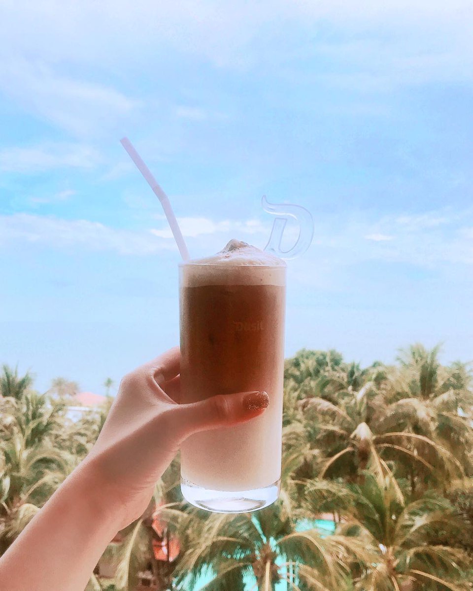 Coffee and Sunshine. Good morning form Hua Hin 
Thanks @bowchompoo_beauvita(IG.)
#morning #coffee #sunshine #sunshine  #dusitthani
#dusitthanihuahin #huahin #chaam