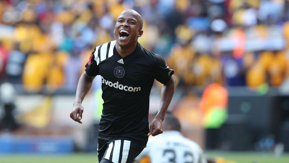 GugulethuBranch's tweet photo. ☠ Bucs fam join us in wishing midfielder @memela1q a very Happy Birthday! We hope you have a great day 🎉🎉🎉
🎂🎂🎂
⚫⚪🔴⭐
#OPFCSF #OnceAlways https://t.co/McpIuKWq1C