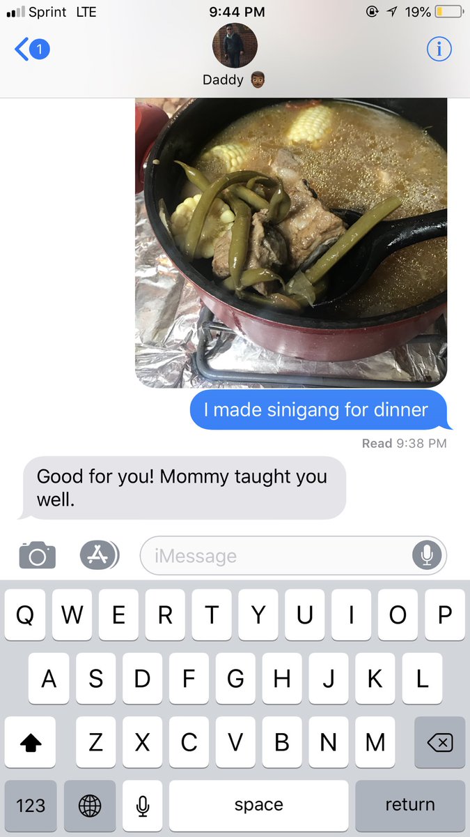 sharmmoneyy's tweet image. I was feeling homesick so I made sinigang and I feel better now hahaha. Learning from my mom has been a huge advantage since living on our own. And I just added corn bc I’ve been craving lol #pregoproblems