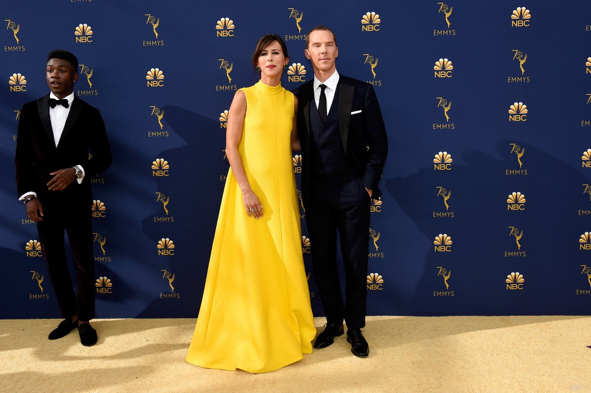 HQ | +13 HQ photos of Benedict Cumberbatch and Sophie Hunter at the Emmys red carpet in Los Angeles: benedict-cumberbatch.com/thumbnails.php…