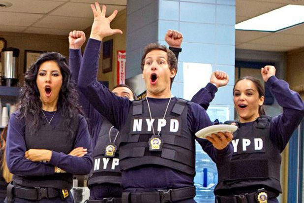 emmaemathes's tweet photo. B99 is a show that has improved the quality of my life. Jake Peralta has raised my standards for romantic stylez relationships. Cap. Holt taught me to demand more from myself. Every character shows that we must embrace and love ourselves. I love this show. It’s joy. #5YearsOfB99 https://t.co/upvW3AVE2G