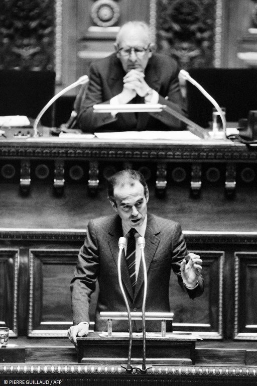 C’est le 18 septembre 1981 que fut votée à l’<a href="/AssembleeNat/">Assemblée nationale</a> l’abolition de la peine de mort, sous l’égide de Robert Badinter alors Garde des Sceaux. La mesure faisait partie des promesses de campagne de François Mitterrand. #CeJourLà &gt; bit.ly/2xcr9pD