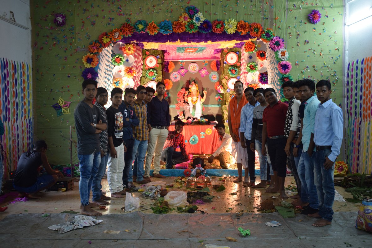 GLaxmipur's tweet photo. Biswakarma puja in our institute 2018 https://t.co/V8wIPx6SJX