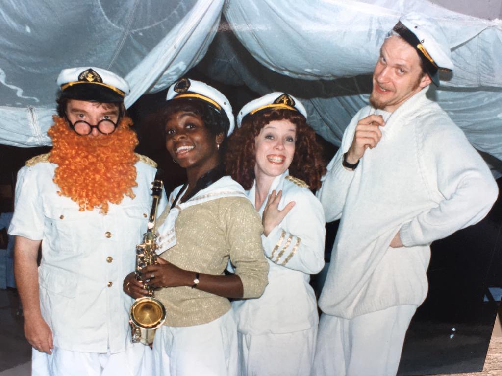 Back in the Nineties #GeorgieGoesToHollywood - a whole school epic <a href="/oilycart/">Oily Cart</a> <a href="/TimOilyCart/">Tim Webb</a>