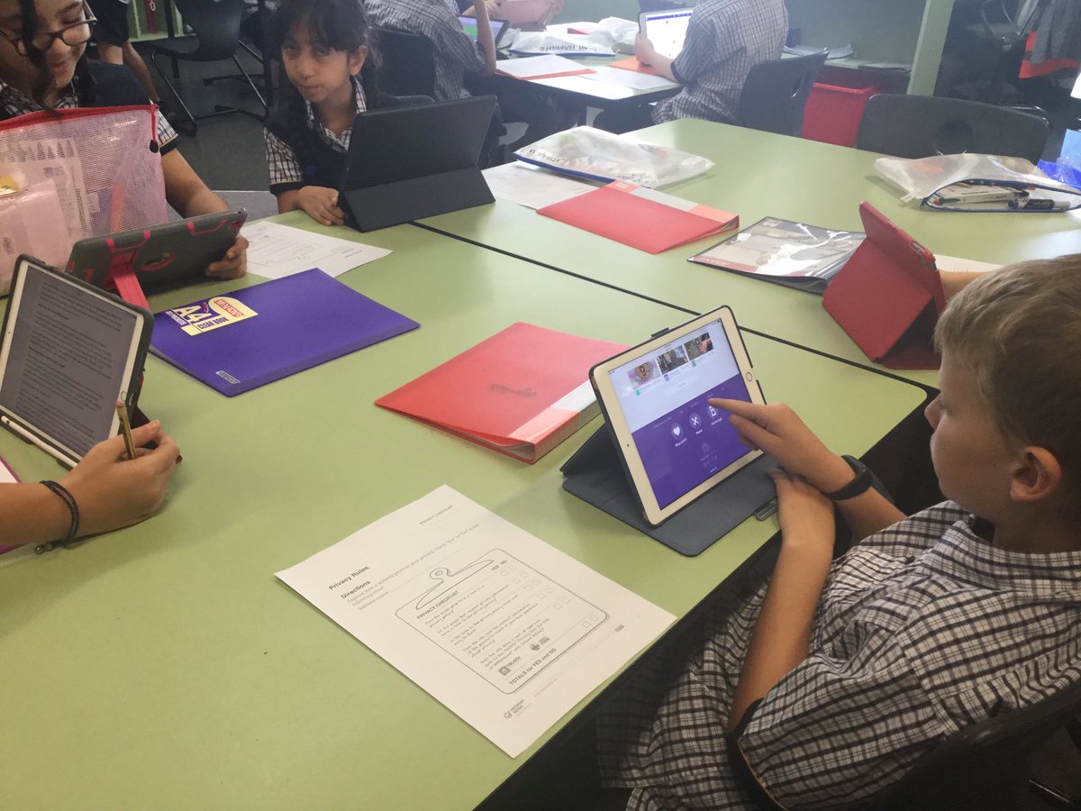 Today some of our grade 5 students are carrying out privacy checks on some popular kids websites @VISS_UAE <a href="/CommonSense/">Common Sense Media</a> #digitalcitizenship