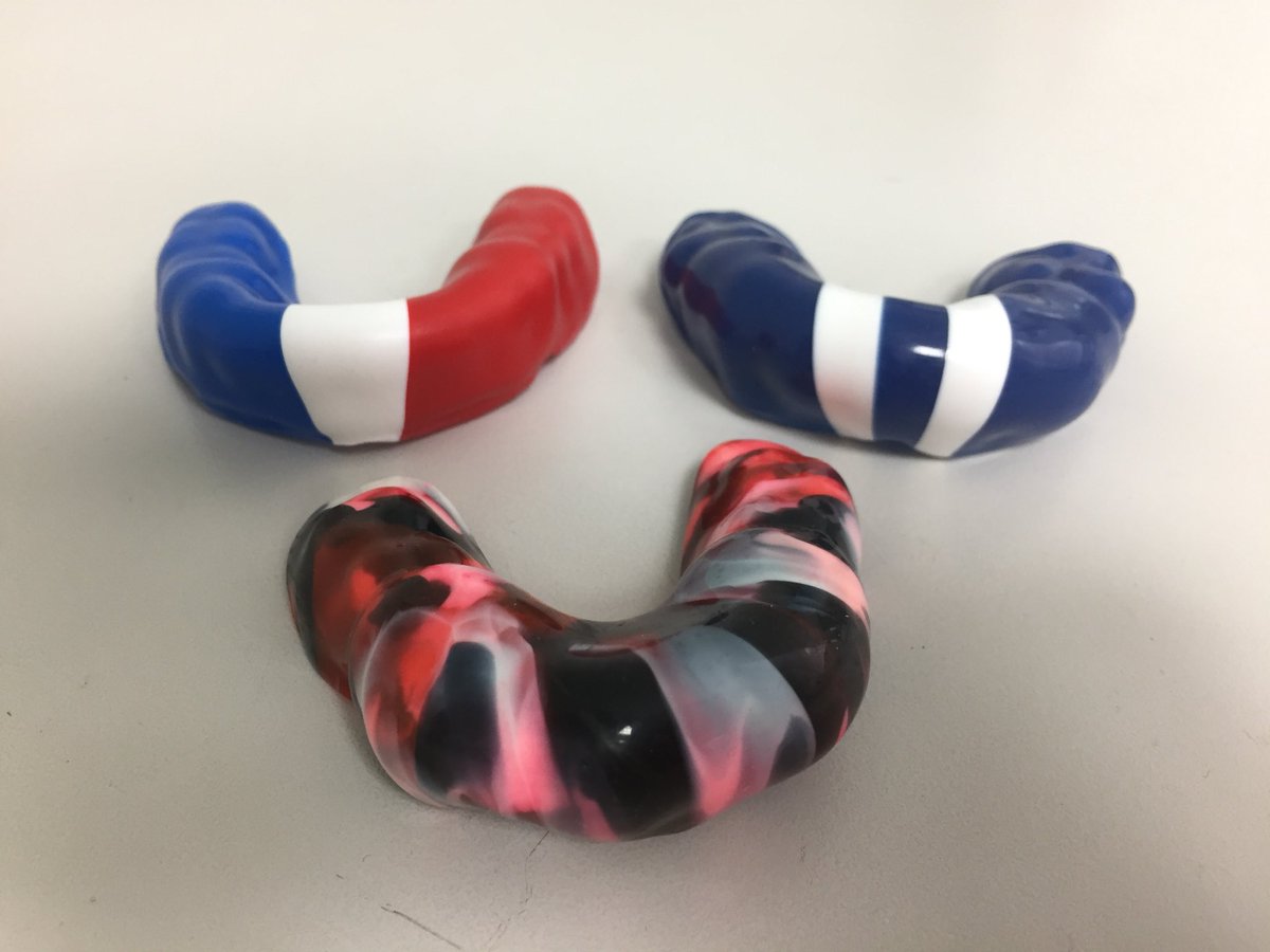 It’s #BackToSchool2018 and time to check your sports mouth guard fits well. It should comfortably cover teeth and stay securely in place with your mouth open. If not, contact us @Dentisthale for a custom replacement. Huge range of designs and fit checked #rugby #hockey #lacrosse