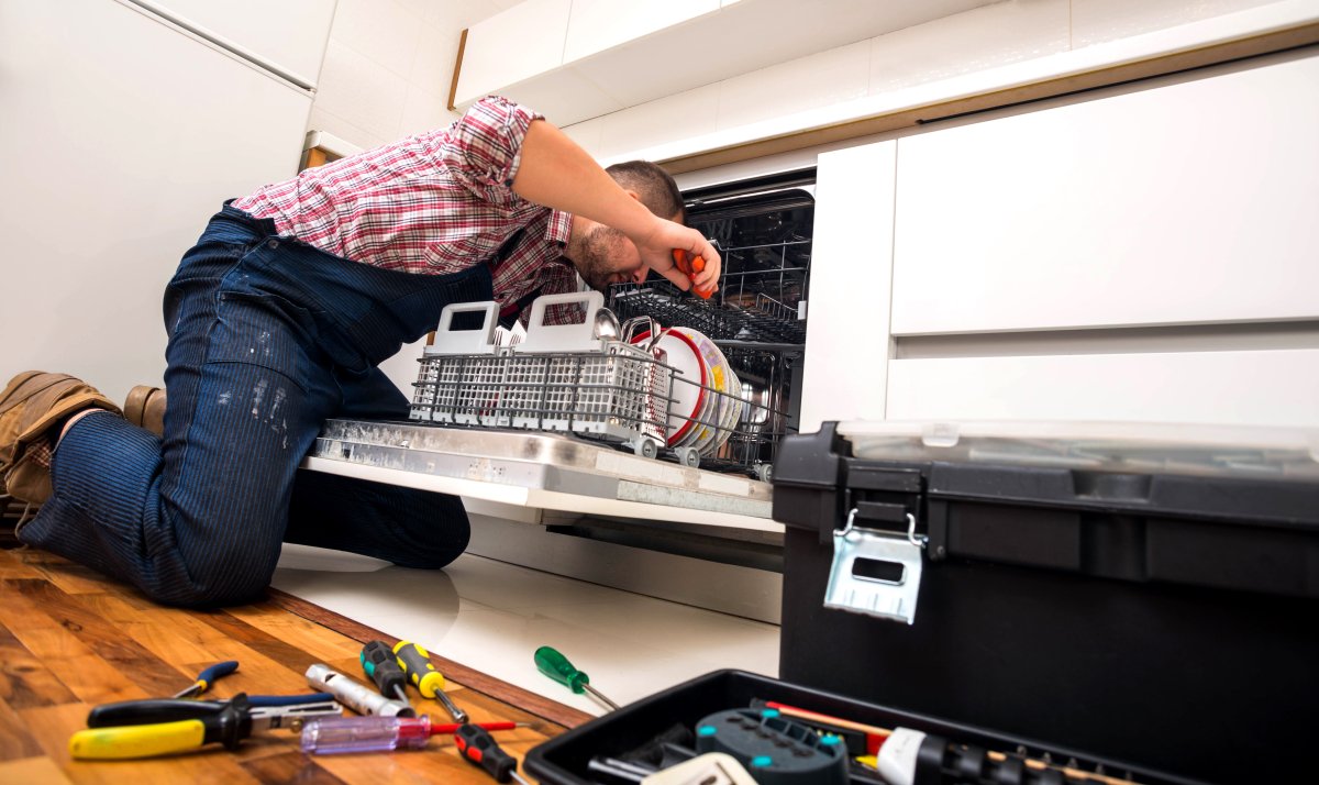 ResolverSa's tweet photo. [#RETAIL] Faulty appliances and section 56 of the #CPA.

s56 of the Consumer #Protection Act deals with your rights if an appliance becomes faulty and as such doesn’t... (Read more - https://t.co/fcc6cZrZlI) #ConsumerProtectionAct #s56cpa https://t.co/eGKWZNkVpO