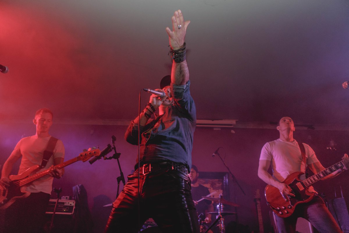 LindfieldArts's tweet photo. Rockaoke tickets are selling fast - don't miss your chance to see the UK's original, best & only live karaoke band! Live the dream by singing onstage with a rock band behind you. Buy your tickets NOW https://t.co/7V1EBloAJN September 21st 7:30pm-11:00pm King Edward Hall #LAF2018 https://t.co/LCWXC83Hzw