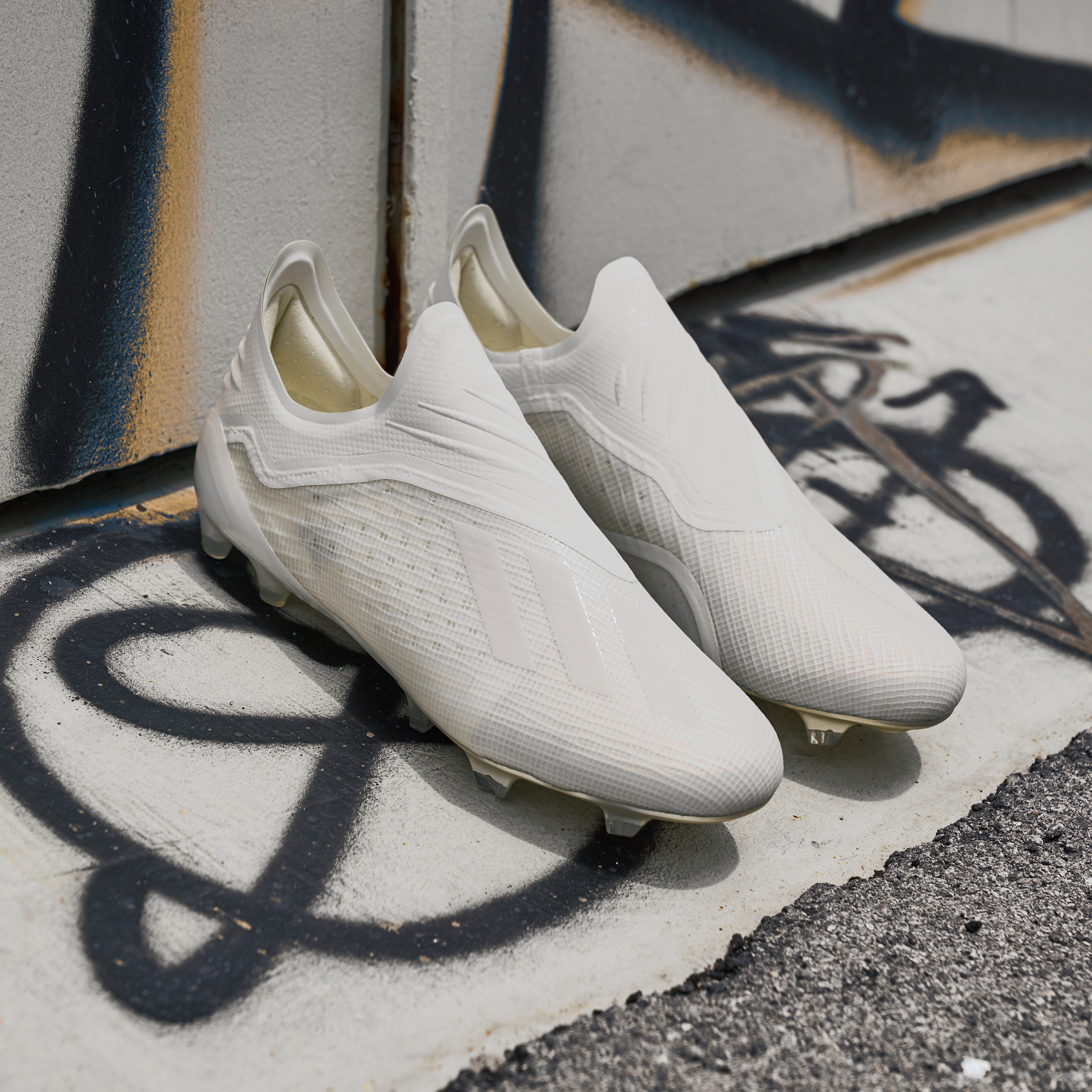 Propiedad letal Comunismo Pro:Direct Soccer on Twitter: "Clean as you like. The new X18+ from the adidas  Spectral Mode. 🕊️ https://t.co/TWCLTWMqS4" / Twitter