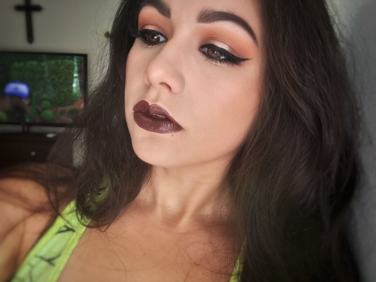 goddessabove213's tweet photo. Semi halo eye action. @MakeupRVLTN @Maybelline @NyxCosmetics @HourglassMakeup @ArdellBeauty @wetnwildbeauty @TooFaced #maybelline #hourglass #ardellbeauty #toofaced #wetnwildbeauty #NYX #nyccosmetics #makeup #mua #makeupartist #makeuplover #followme #makeuprvltn https://t.co/hWvNyLtWRw