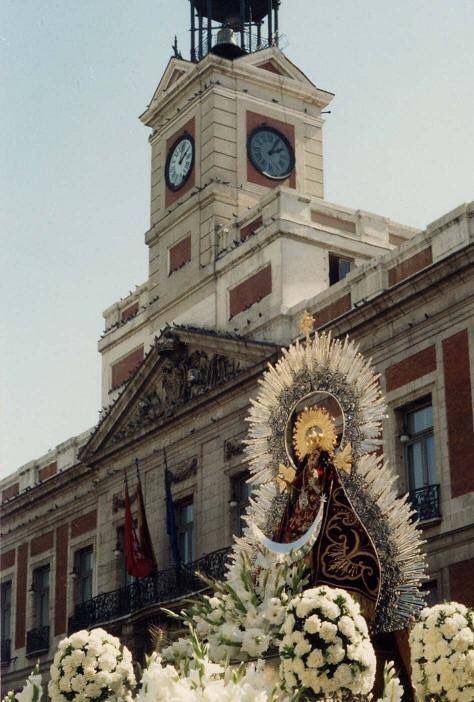 🎼 NOTICIA La Asociación Musical Santa Cecilia de La Carolina y la Real Archicofradía de la Santísima Virgen de Guadalupe, Patrona de Úbeda en Madrid acuerdan su vinculación para su Salida Triunfal extraordinaria del próximo 21 de Octubre de 2.018, con motivo del 50 Aniversario.