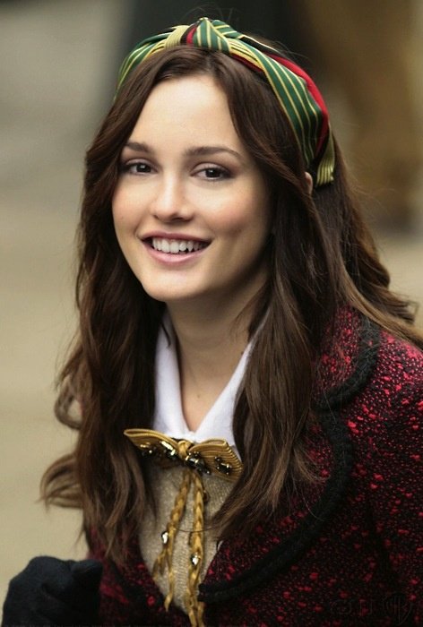 RONNIE_JANES's tweet image. 4) This picture of "Blair Waldorph" is a very close match for my #AussiePrincess.
#MissBoo had a straighter upper lip, and a delightfully suckable thick lower lip. #iwish When she had her hair back for AFL, she looked like Rey; as confirmed by a #StarWars fan at Food Basics