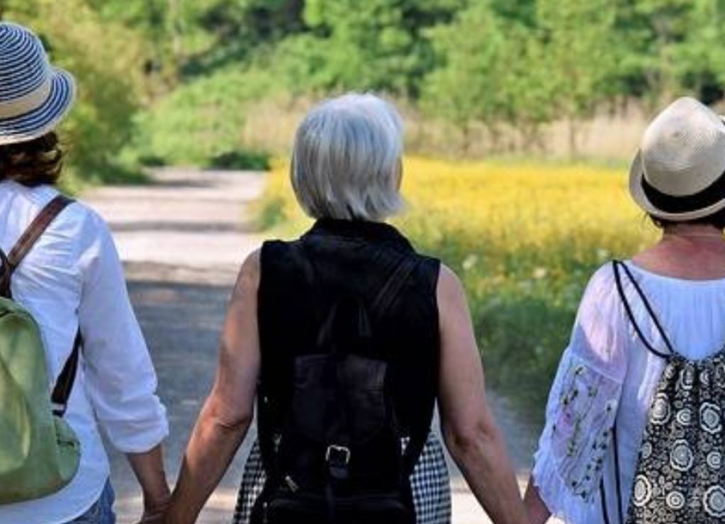srcarejobs's tweet photo. Setting Healthy Boundaries When a Parent Moves In https://t.co/XEWw4hlNaP https://t.co/Hv5w5i9tT3
