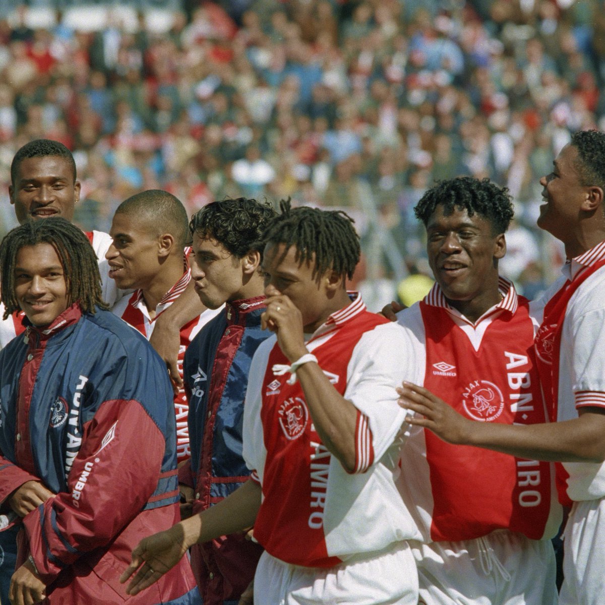 Sports Brief Ghana - Clarence Seedorf is the only player to win the Champions  League with three different clubs 🏆 He won with: ▪️Ajax 94/95 ▪️Real  Madrid 97/98 ▪️ AC Milan in