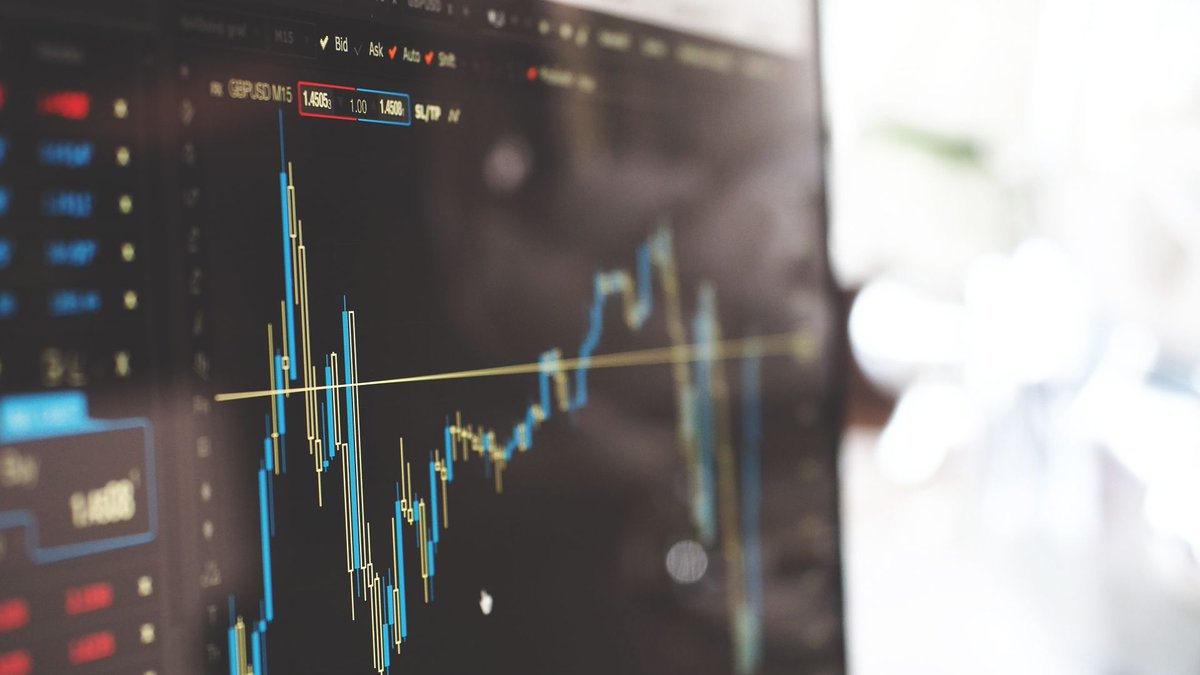 BillMew's tweet image. “Prosperity and justice: The final report of the #IPPR Commission on Economic Justice” innovative ideas from across the political spectrum to put forward an economic manifesto fit for the future buff.ly/2pfMVWv
