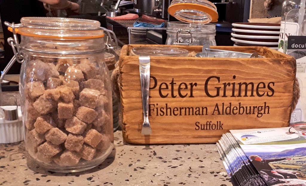 reviewwales's tweet image. My new favourite opera-inspired wooden box:

Peter Grimes
Fisherman Aldeburgh
Suffolk

#benjaminbritten