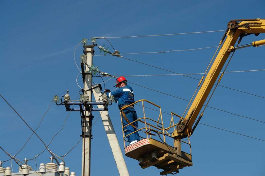 "Ивгорэлектросеть" завершает подготовительные работы к зиме ivges.ru/doc.jsp?id=108…