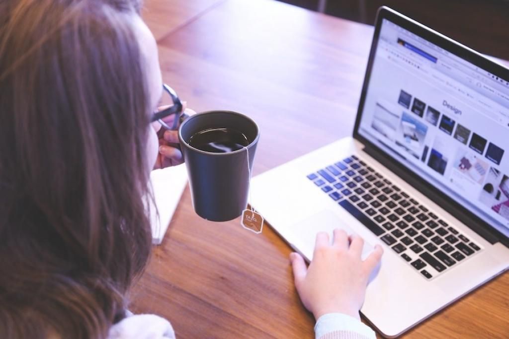 jess12davis's tweet photo. 5 Reasons #Internship Programmes are Valuable to Your #Business via @HireOnSocial https://t.co/QoWgYuYDtv https://t.co/b8TDevaY5Z