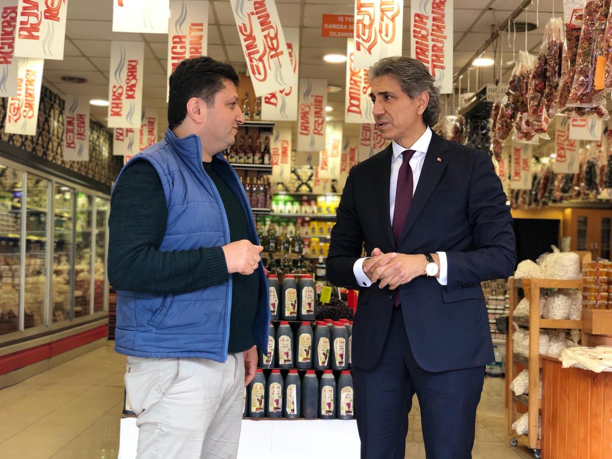 mustafademir's tweet photo. Sancaktepe  Yenidoğan Mahallesi’nde esnaf ve vatandaş ziyaretlerimize devam ediyoruz. Sancaktepe’yi konuşuyor vatandaşlarımızın fikirlerini dinliyoruz. https://t.co/KcOQcoyimc