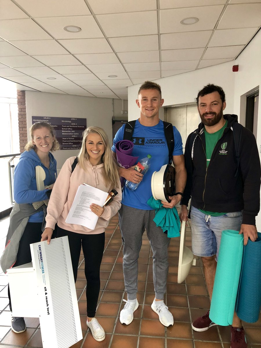 Prof_FiChambers's tweet photo. @MadetoMoveAIAA #UCCMade2MoveClub #screening #MoveMentors meet #MoveMentees tonight 18th September at 6pm #UCCElecEng building. Wear tracksuit and runners @FitGill @CianBohane @ciarahoustoun @UCCSSPE @UCCSchoolofEd @UCCSport @MorganBuckleyIR @johbees @UCCHealthMatter https://t.co/mm0IDlyONf