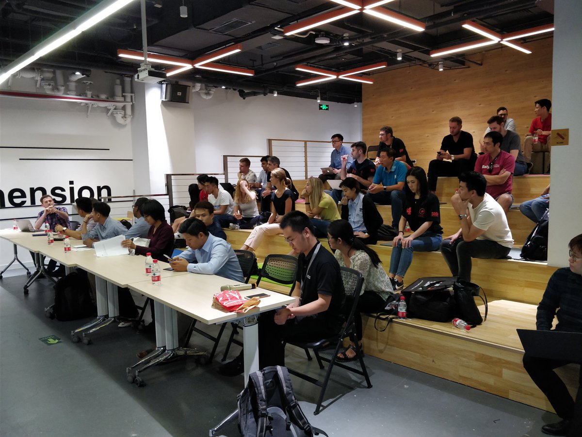 Innoway_Beijing's tweet photo. Hosting @Chinaccelerator batch #14 and giving feedback to these ambitious entrepreneurs! https://t.co/dAbhtHBv2D