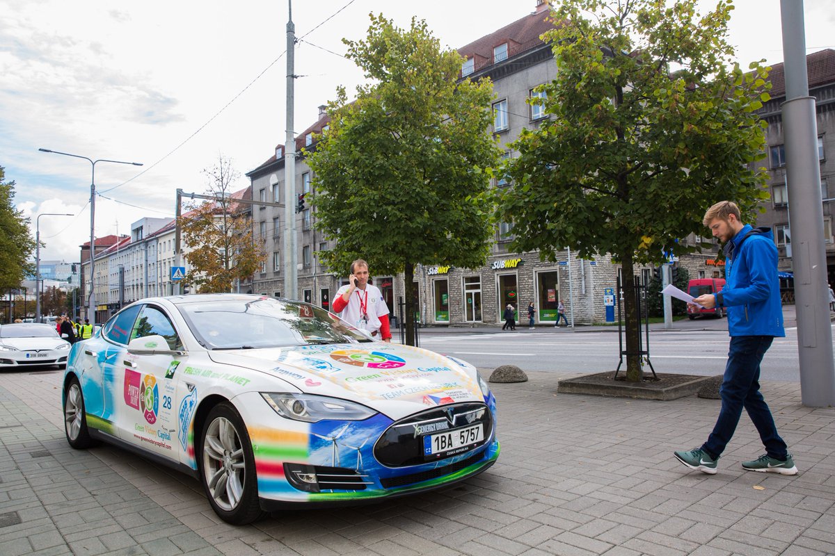 ratasjuri's tweet photo. 3, 2, 1 – GO! Proud to open the first stage of #Tallsinki - #MonteCarlo electric marathon. Electric is becoming increasingly environmentally friendly, definitely an important part of our transport's future. Successful & safe race to those who have decided to take this challenge. https://t.co/gDmpFd7eMr