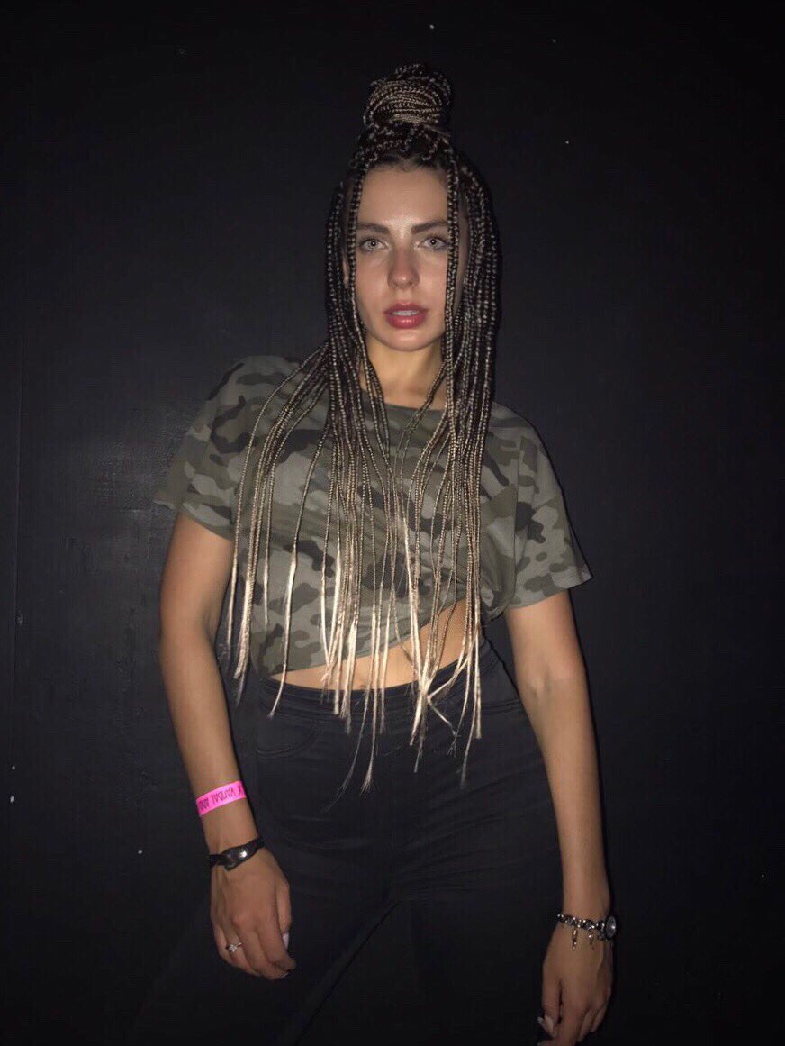 withoutdoubts's tweet image. Почти научилась спать с косами, первая ночь это вообще что-то с чем-то было)