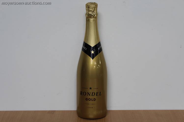 AUCTIM's tweet photo. More than 8.300 bottles of wine, cava and hard liquor on sale through our online auction ! BID HERE: https://t.co/AzfNsq4pQp
Cheers 🍾 https://t.co/oTtD37CP6L