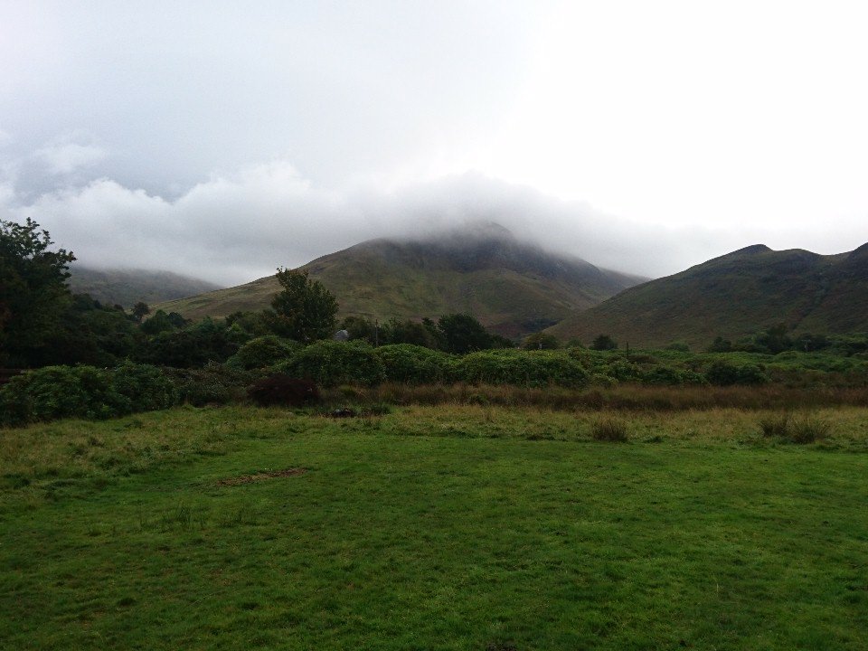 jimmcquaid's tweet image. Some #orographic cloud action at the top end of the Lochranza Valley this morning. #arran2018