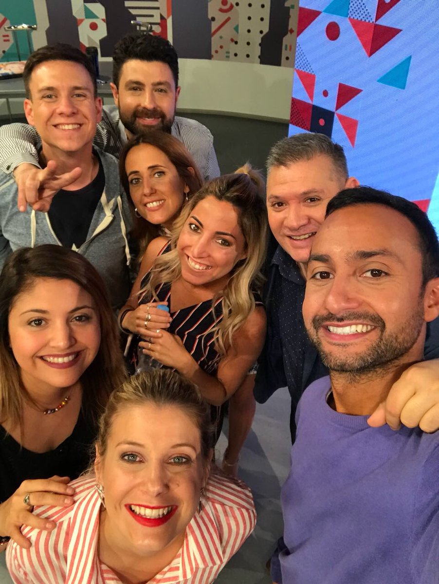 MCompartidasok's tweet photo. Hoy cumplimos #100programas y queremos festejarlo con todo!!! Nos vemos a las 09h por @canal7mza !! @MarceloOrtizTV https://t.co/BzuBPJOJ9I