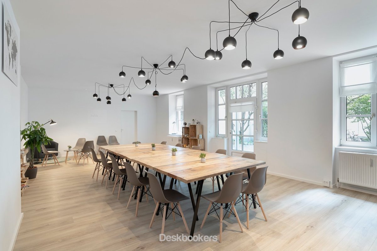 Die Vorbereitungen zur Jahresabschlusssitzung rücken näher. Sie benötigen dafür einen ansprechenden Tagungsraum in München?  
Schauen Sie sich unser Ranking der drei besten Locations für Ihr Meeting an: bit.ly/2NlEmYD