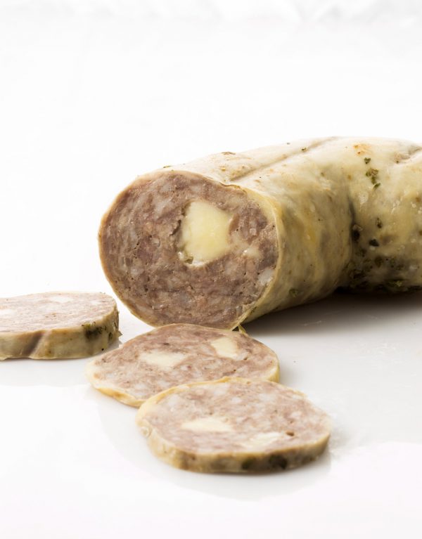 BUTIFARRA CON QUESO
Uno de nuestros embutidos reinventados: la butifarra con queso hecha con carne de cerdo macerada de sabor delicado y aromatizado con pimienta blanca y tropezones de queso tierno de leche cruda de vaca de Mahón.

cancompany.es/producto/butif…