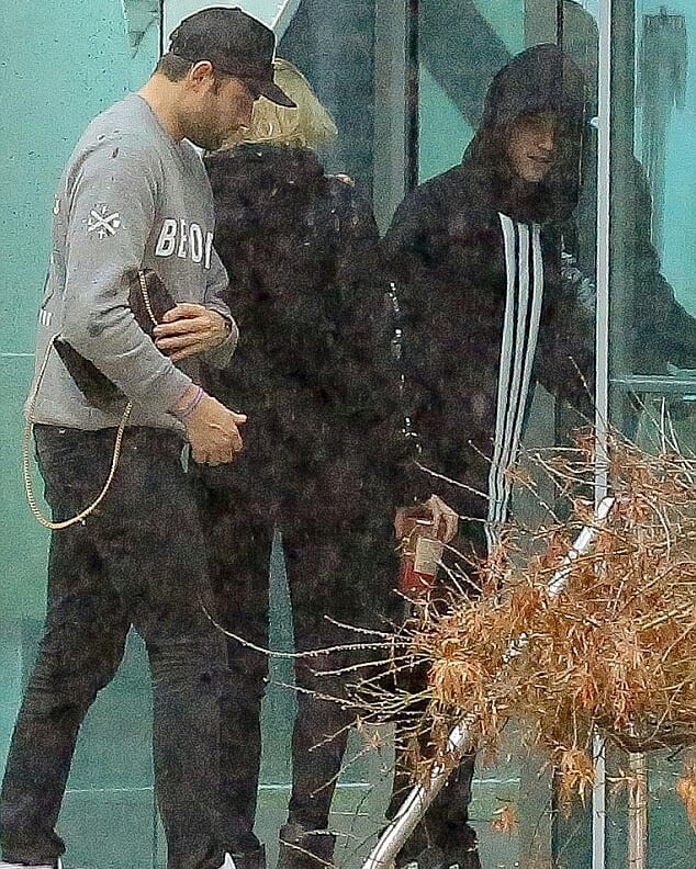 December 2, 2014. Hailey, Justin and Joe out in Los Angeles.