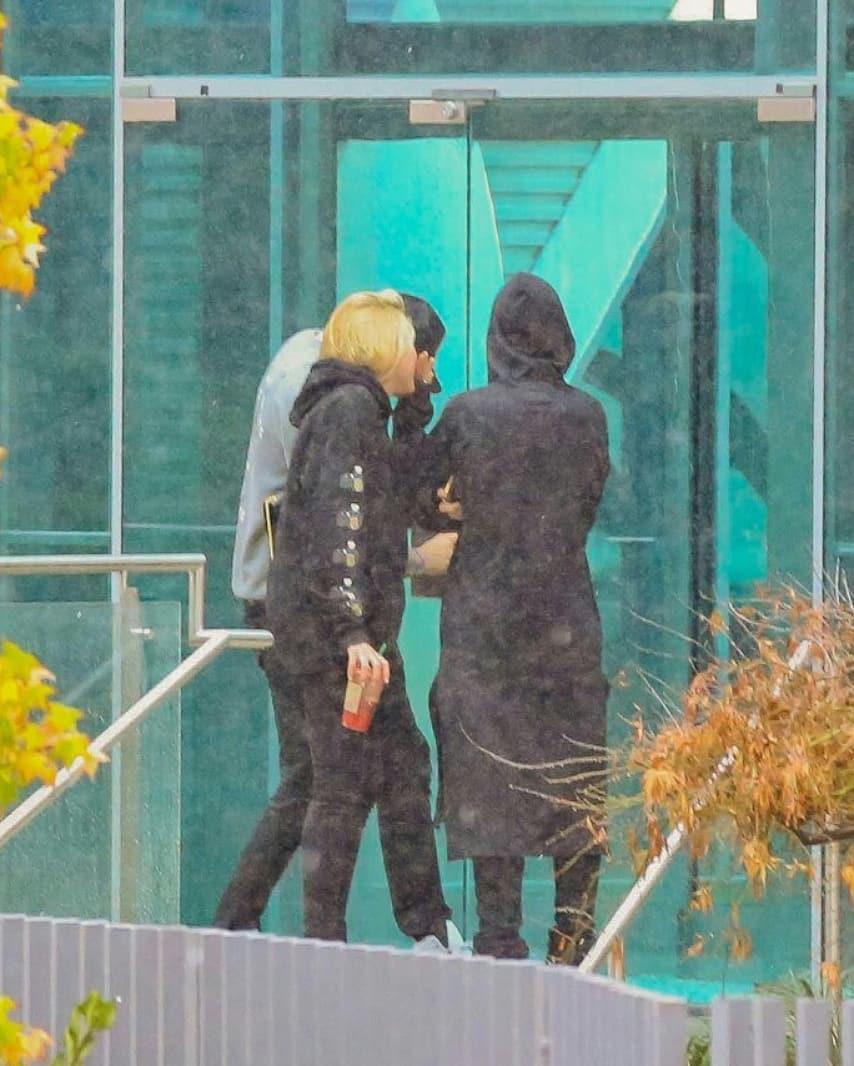 December 2, 2014. Hailey, Justin and Joe out in Los Angeles.