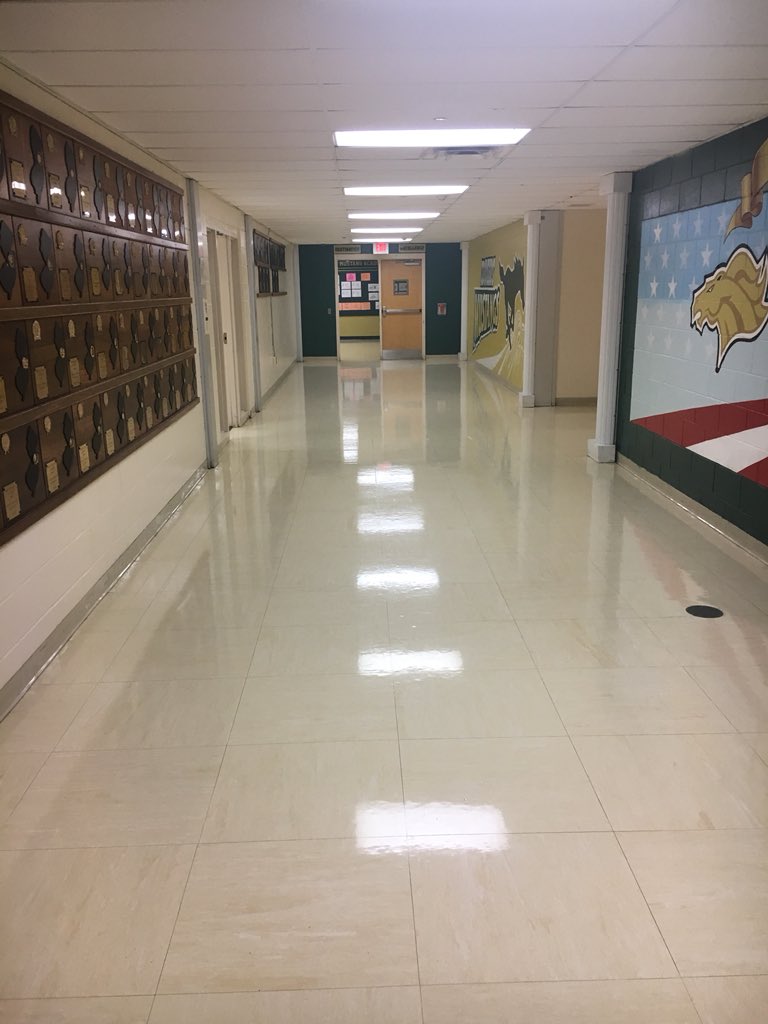 DanOCone's tweet image. Everyday starts off as a clean slate, how and what you do with it is up to you. Make a difference in your life and in others with a positive attitude, kind words, and respect.
#kind #respect #positive