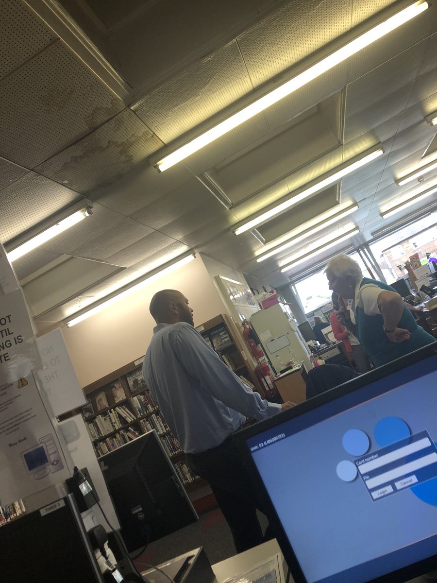 stacey6053's tweet photo. McMillan coffee morning @ Scawthorpe library with POA learning &amp; O2 guru. @Doncaster_guru @POALearning @StLegerHomes https://t.co/viFrQV5TED