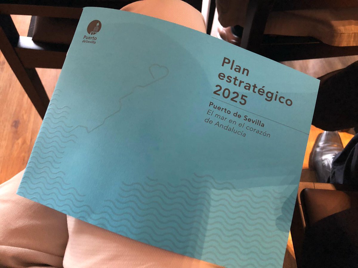Apoyamos a @Puerto_Sevilla como núcleo de la economía de #Sevilla. Hoy, en la presentación de su Plan Estratégico 2025 con @JuanEspadasSVQ <a href="/Ayto_Sevilla/">Ayuntamiento de Sevilla</a>; Manuel Jiménez Barrios <a href="/AndaluciaJunta/">Junta de Andalucía</a>;  Ornella Chacón pta <a href="/PuertosEstado/">Puertos del Estado</a>; y <a href="/asmonteseirin/">Alfredo Sánchez Monteseirín</a> delegado <a href="/ZonaFrancaSVQ/">Zona Franca de Sevilla</a>