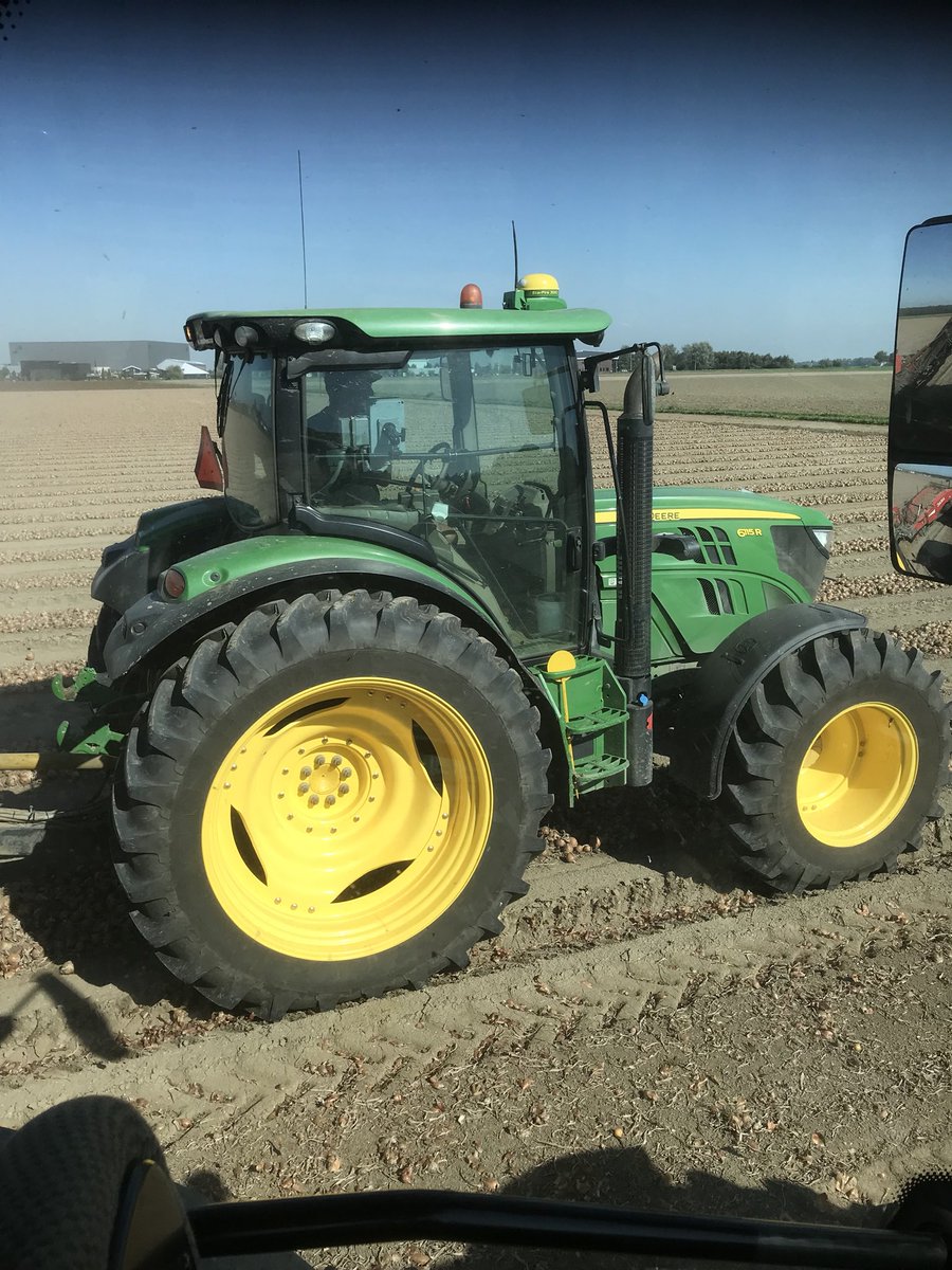 Geel goud uit de NOP met <a href="/cvdwiel/">carl van de wiel</a> als een #prins op zn #goudenkoets dus toch #Prinsjesdag